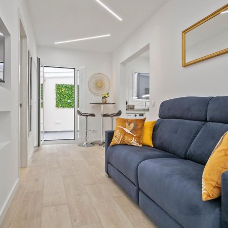 Boutique Plaza Catalonia Suites Cornella コルネリャー・デ・リョブレガート エクステリア 写真