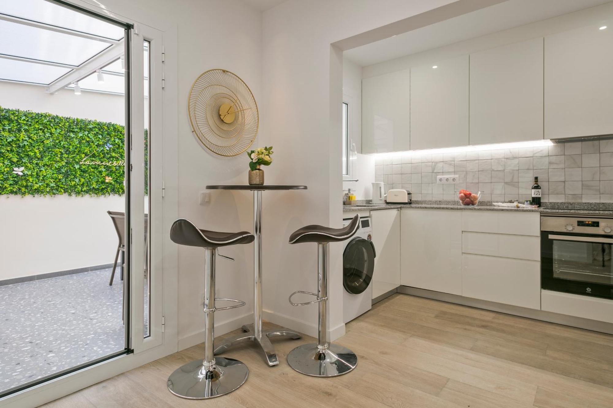 Boutique Plaza Catalonia Suites Cornella コルネリャー・デ・リョブレガート エクステリア 写真
